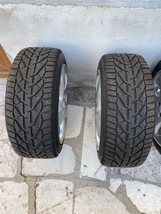 Зимни гуми с джанти за Мерцедес 17’’ 5х112