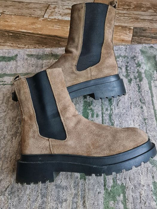Ghete barbati piele naturala nabuc marime 44 ! Ca Noi