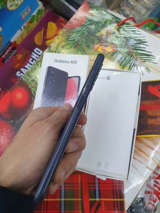 Samsung A13 64Gb продам