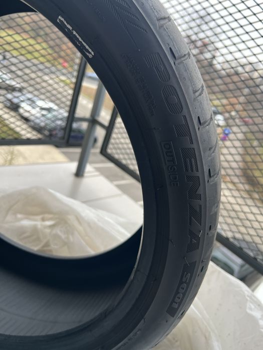 BRIDGESTONE Potenza S001 255/35/R19 DOT 2020
