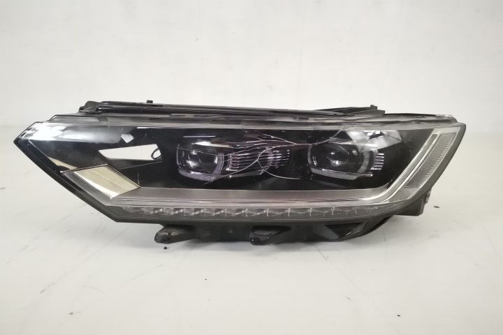Far Stanga Original Led Avariat Volkswagen VW  Passat  B8 2014 2015 20