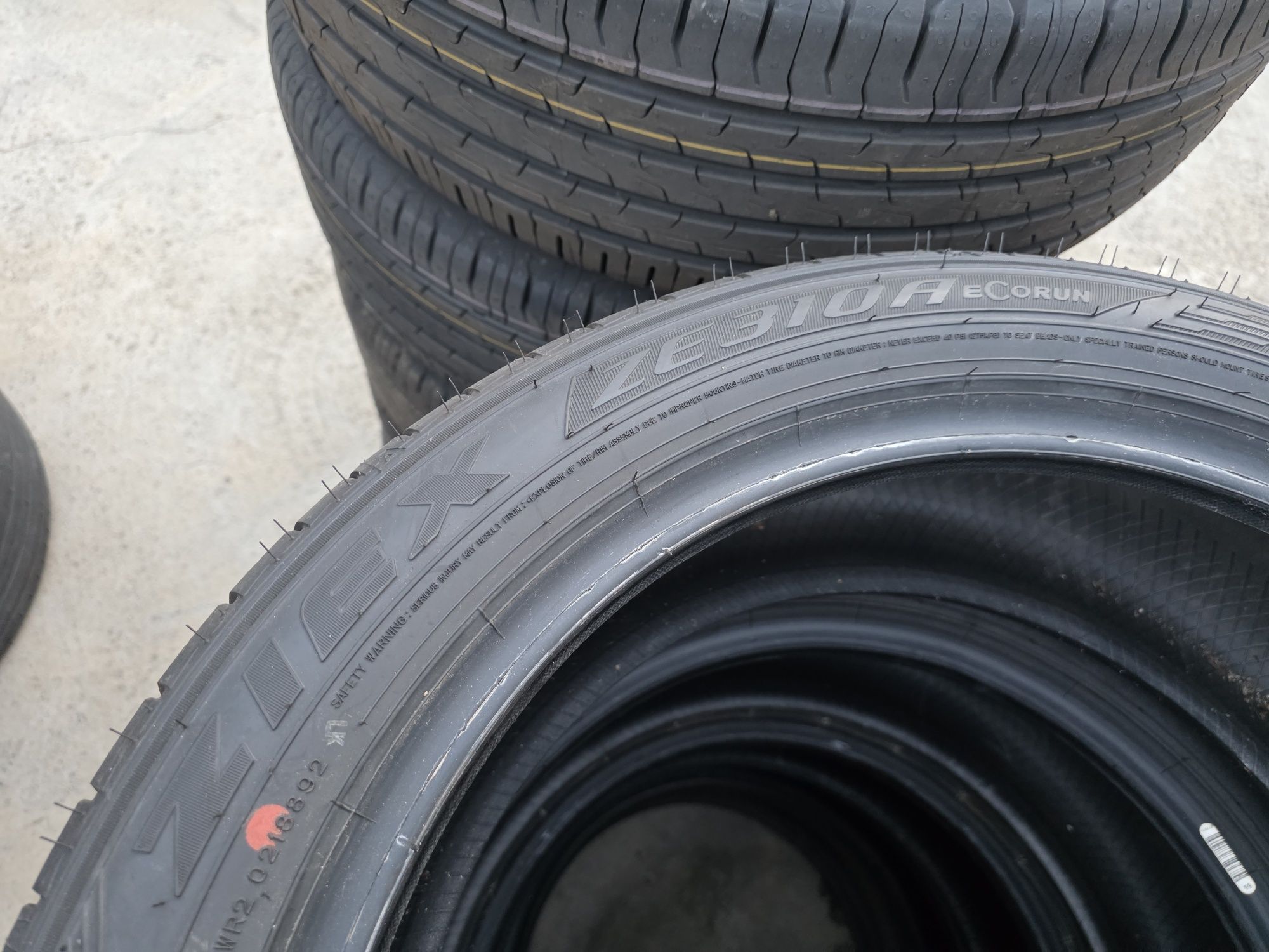 2бр Нови Летни гуми 215 50 18 - Falken