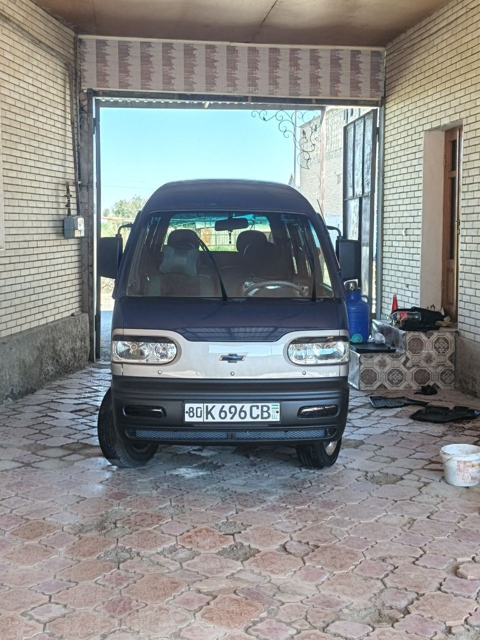 Damas sotiladi .