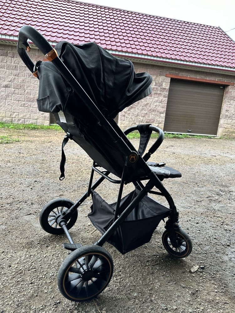 Коляска прогулочная Ining baby