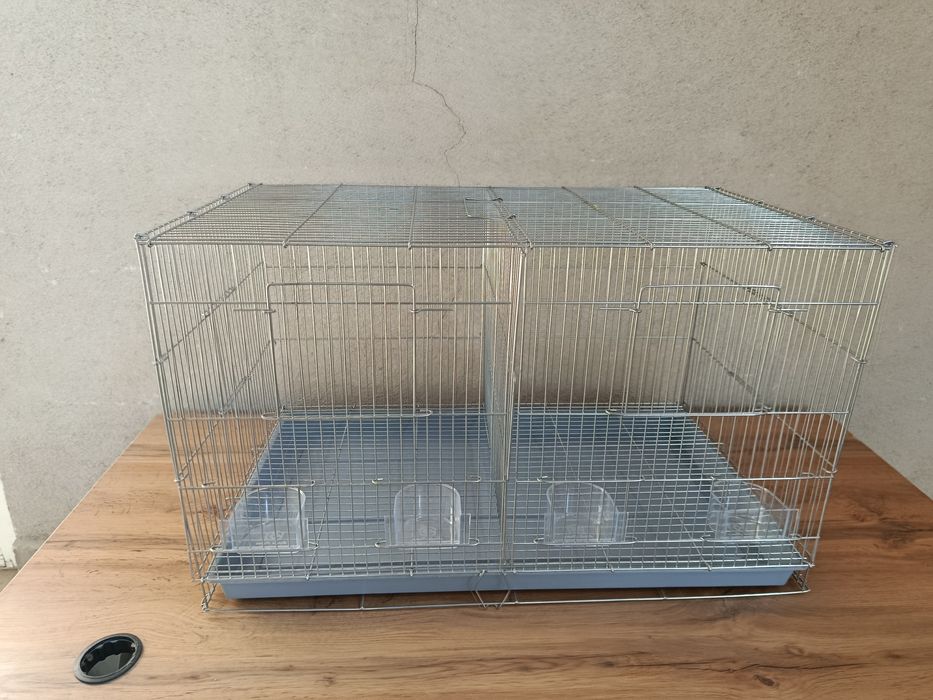 Большая клетка для птиц