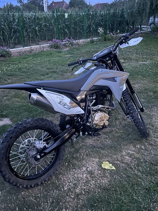 Moto cross Asix 250cc