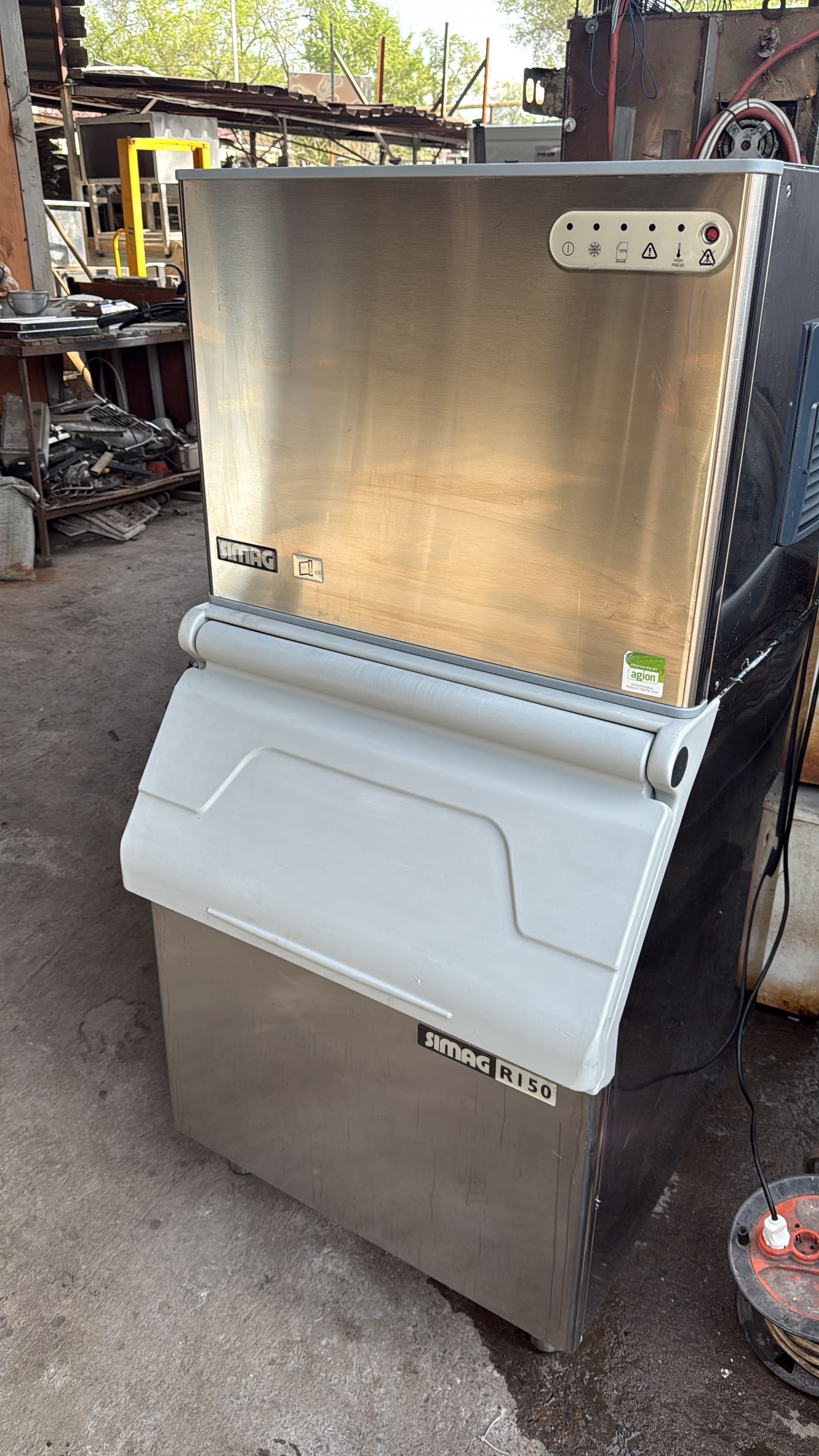 Льдогенератор Ледогенератор SIMAG SM 150
