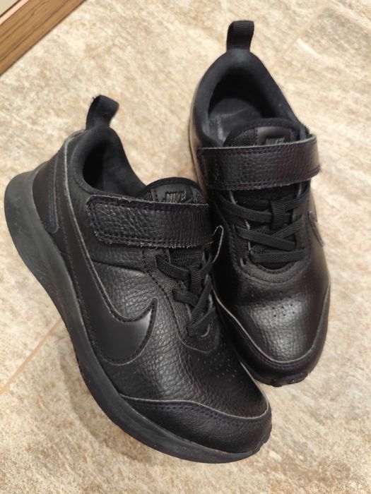 Маратонки Nike 31 номер