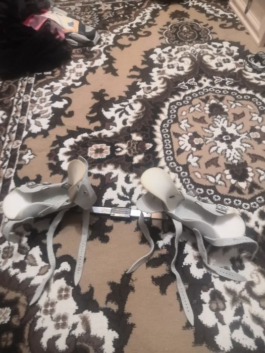 Продам брейсы для лечения косолапости