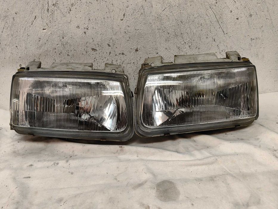 Оригинални фарове  Vw Polo