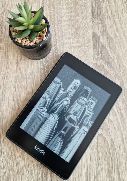 БЕЗПЛАТНА ДОСТАВКА Kindle Paperwhite 10th gen електронен четец с подсв