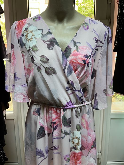 Rochie lejera vara matase ,model deosebit noua