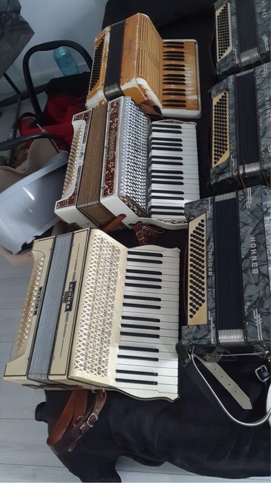 Acordeoane Hohner aduse din germania