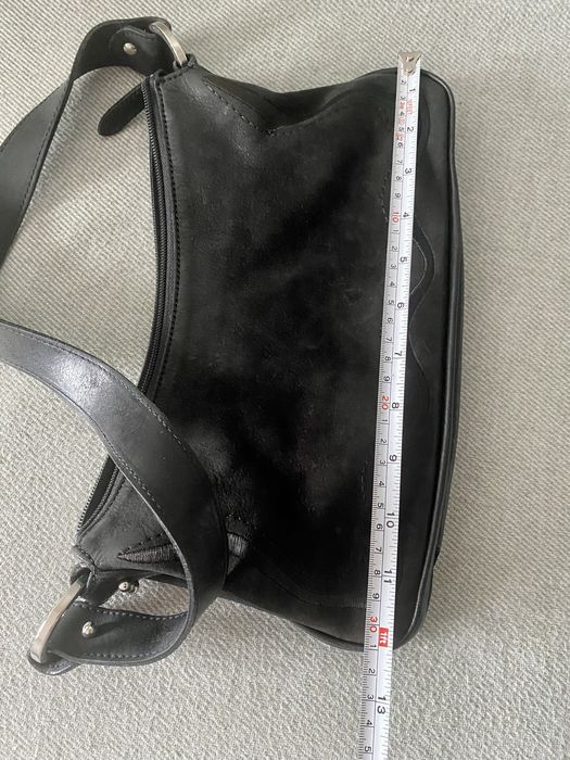 Малка кожена чантичка