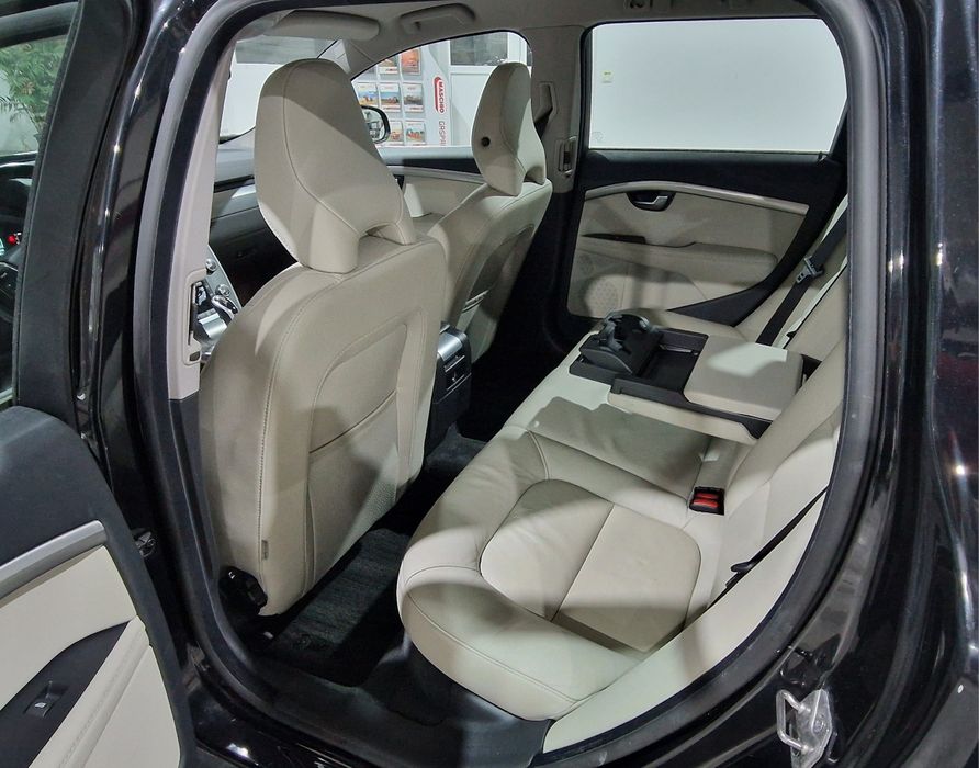 Volvo V70 • 1.6 Diesel • Automat • 2014 • Unic Proprietar Olanda