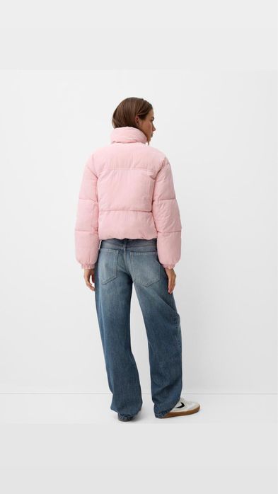 Яке на марката бершка/ bershka