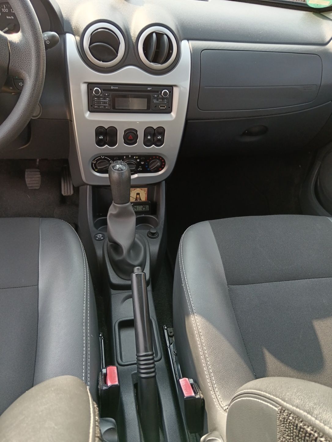 Dacia Sandero Stepway 2012, luna a-12 1.6 8 valve cu gpl de fabrica