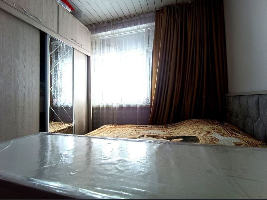 Yakkasaroy 1 xonali uy sotiladi balkon, 39kv