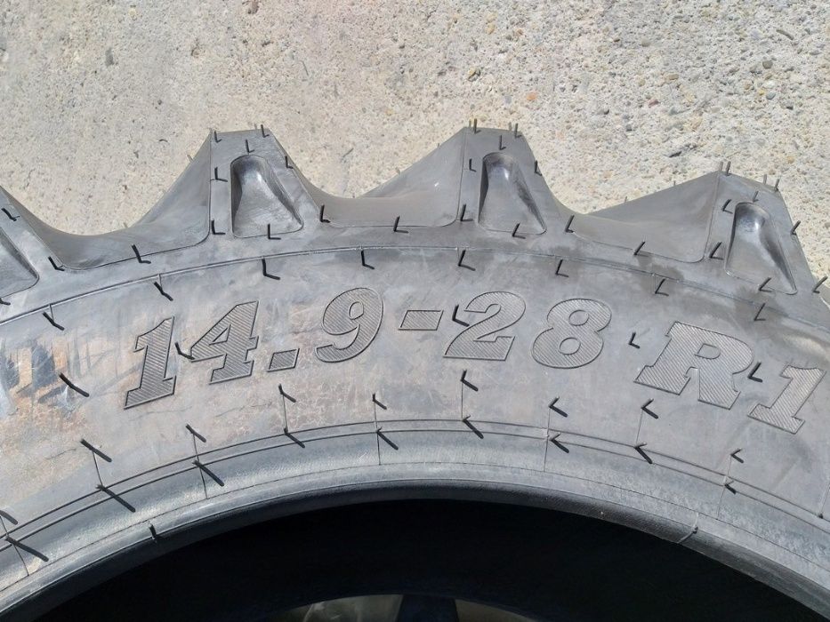 Cauciucuri noi 14.9 28 MRL cu 8ply anvelope tractor 445 fiat spate