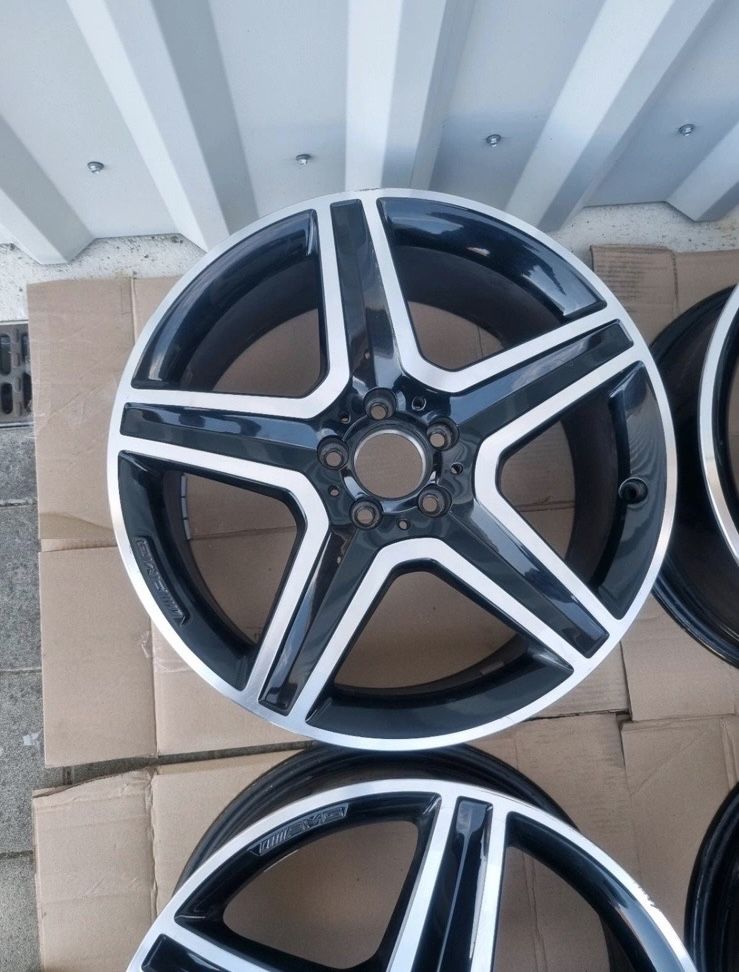 Оригинални джанти  Мерцедес AMG Mercedes 19’’
