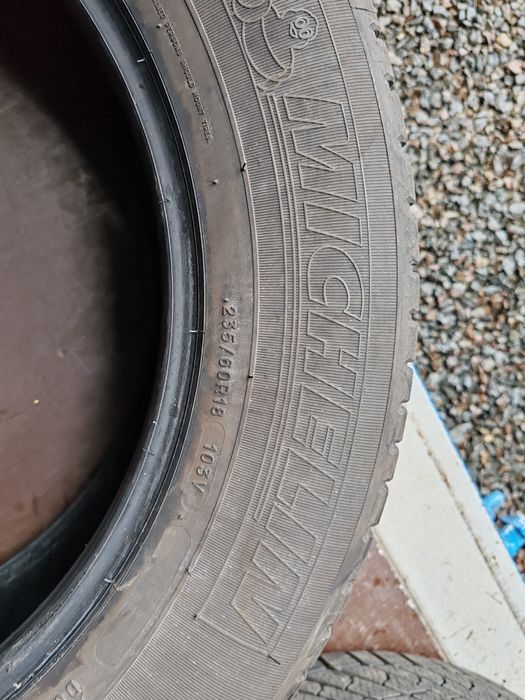 Vând anvelope second hand.