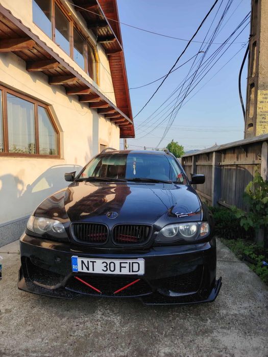 Bmw e46 2004.  180cp