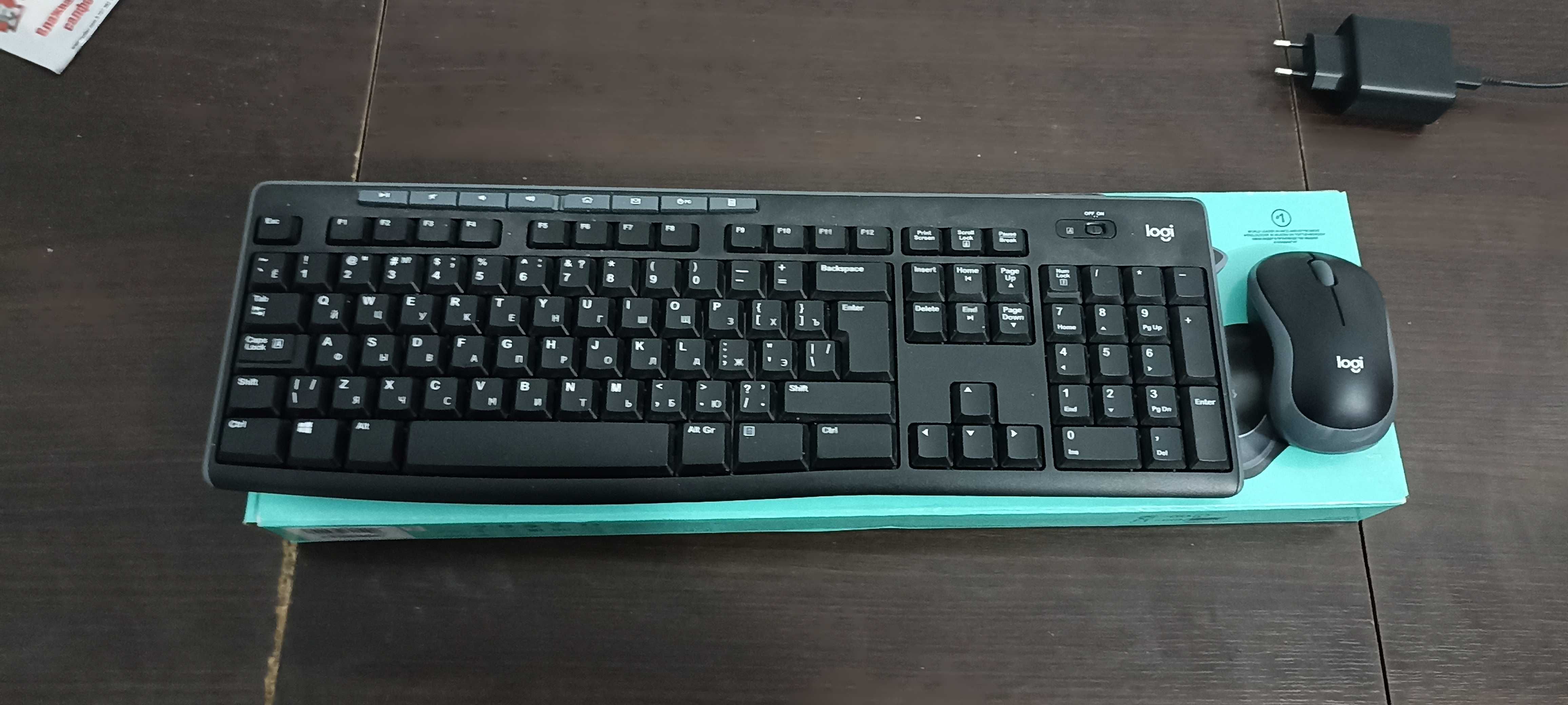 Беспроводная клавиатура с мышкой logitech MK270