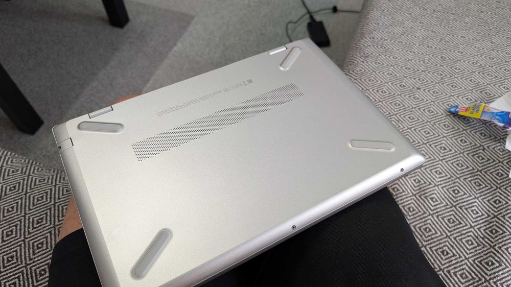 Laptop HP Pavilion 14 i5-8250U 8GB RAM