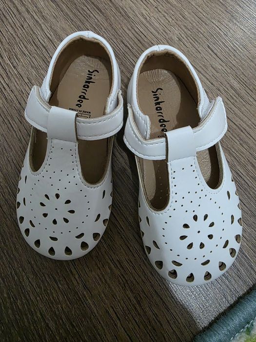 Детски сандали н.22, 23