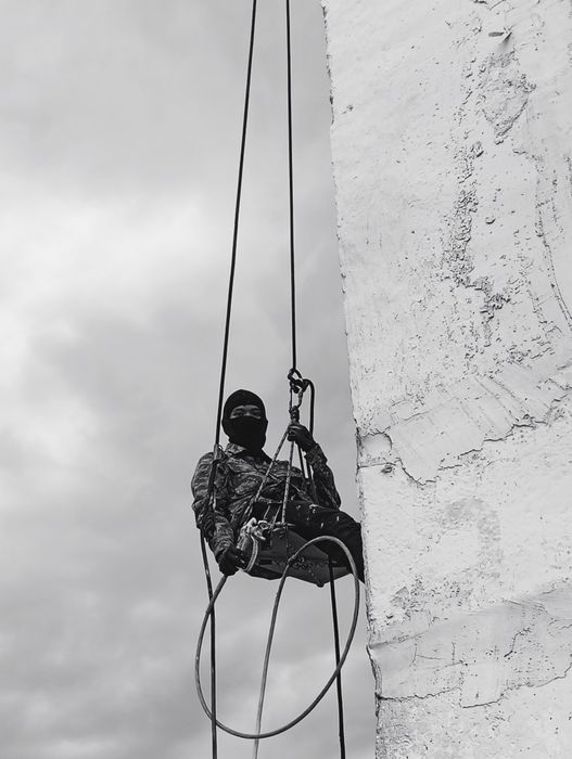 Альпинисты. Высотные работы. Молярные работы. Промышленный альпинизм