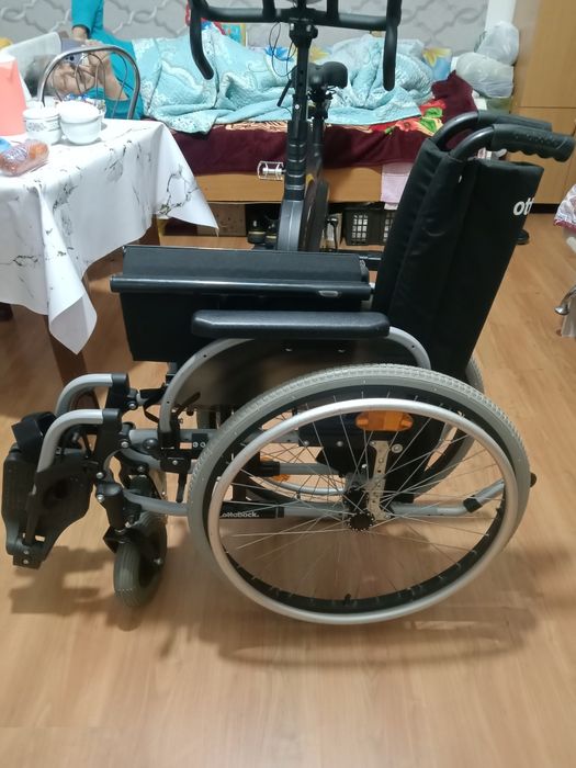 Коляска инвалидная