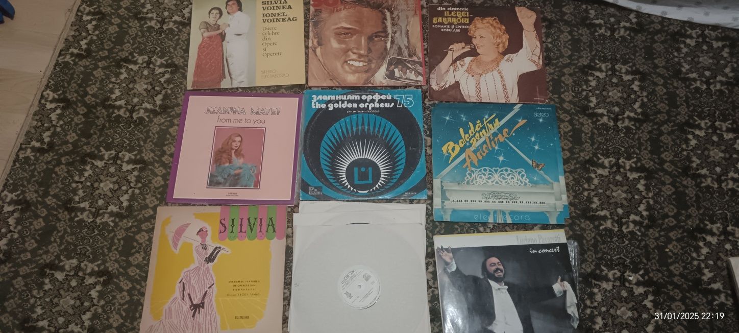 Diverse placi de vinil pentru pick-up. Lot aprox. 400.