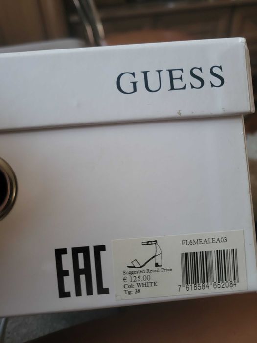 Sandale albe Guess