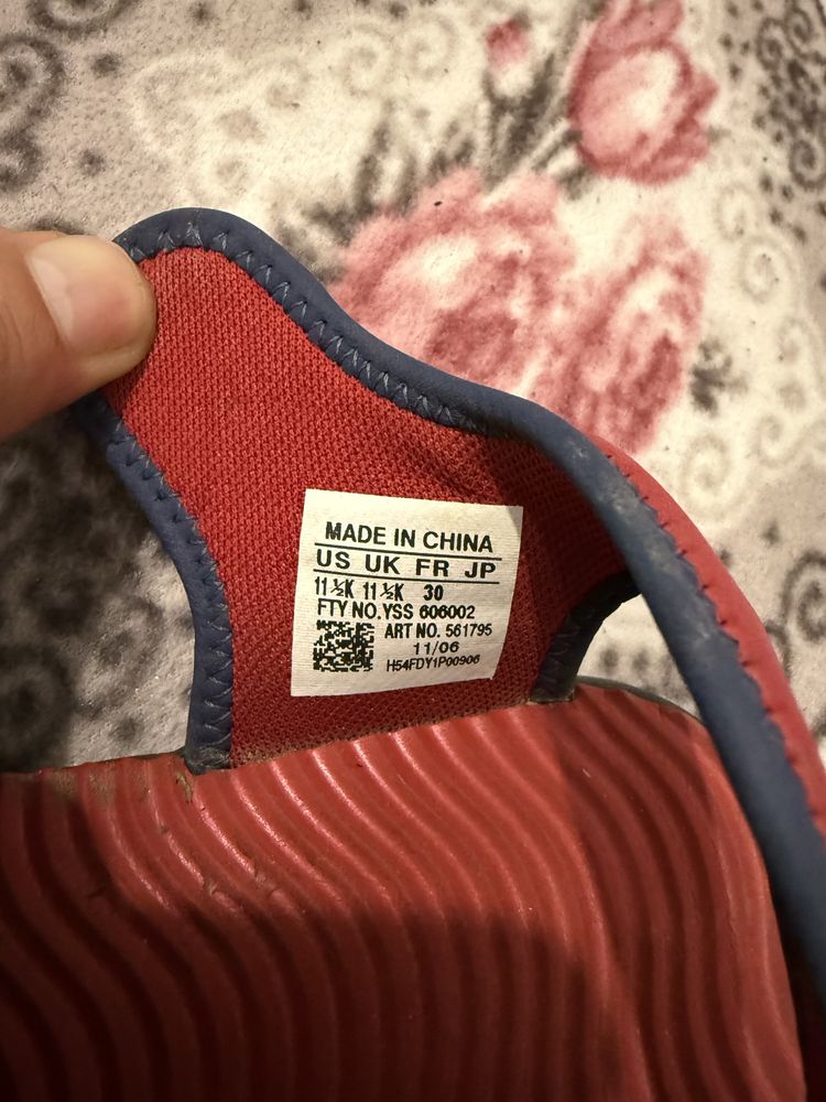 Сандали adidas  30 номер