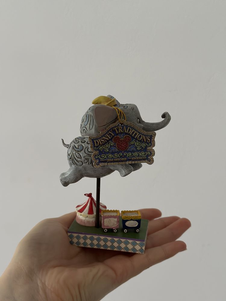Figurina de colectie Disney Traditions Dumbo Faith in Flight