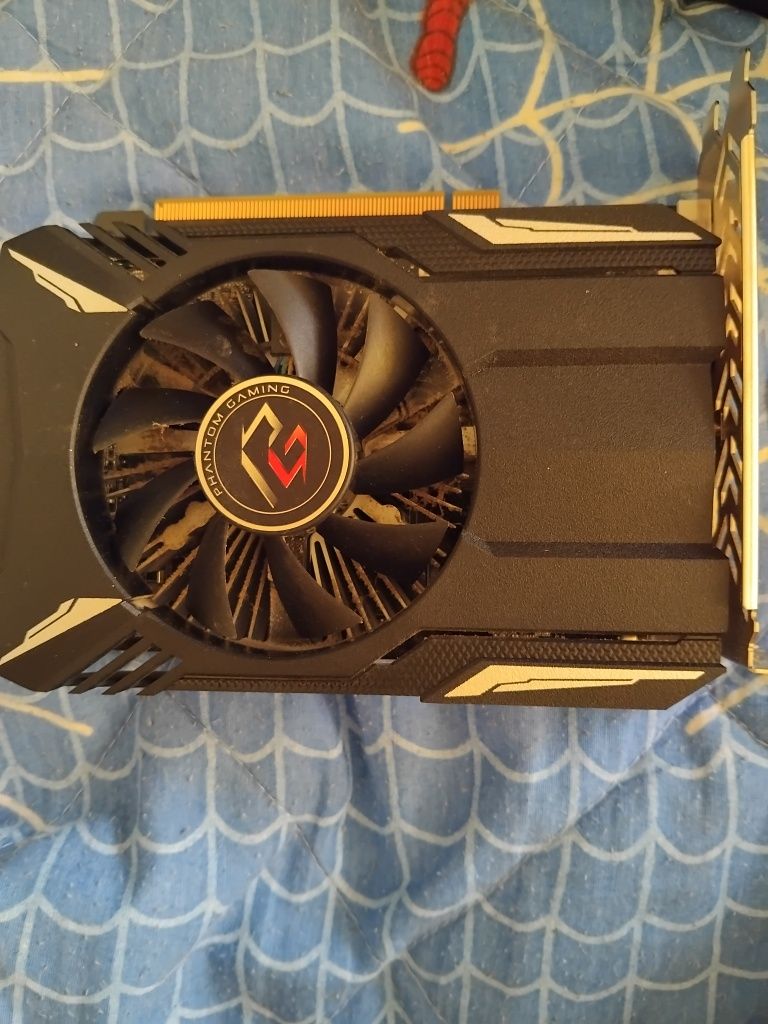 Геймърска Видео Карта ASRock Radeon RX550 2G