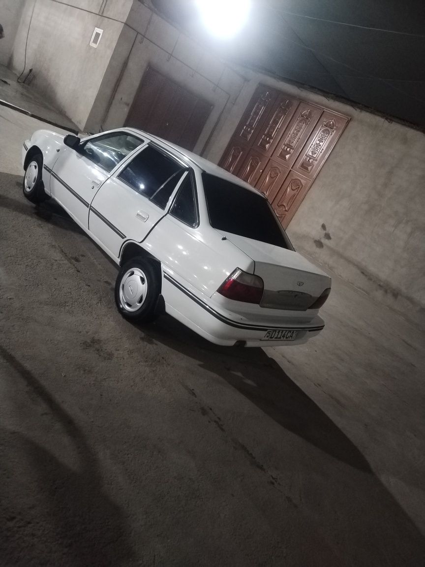 Daewoo nexia 1 yaxshi xolatda