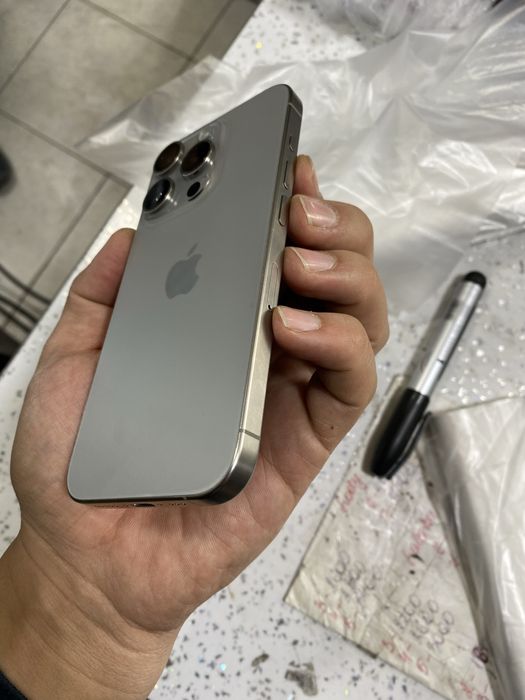 Iphone 15 pro holati zuur