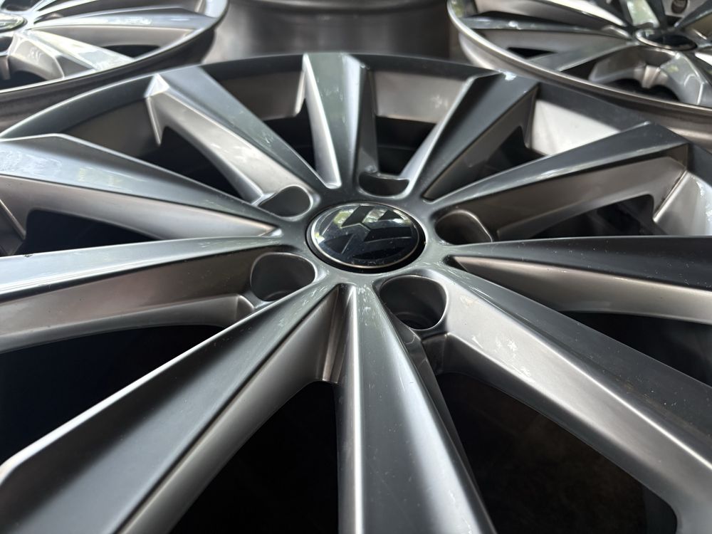 Оригинални джанти Volkswagen VW 17" 5х112