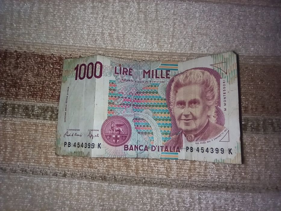 vând bancnotă 1000 lire italiene din anul 1990 pentru colecționari