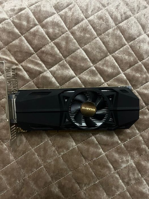 Видеокарта Nvidia GeForce GTX 1050 ti 4 gb