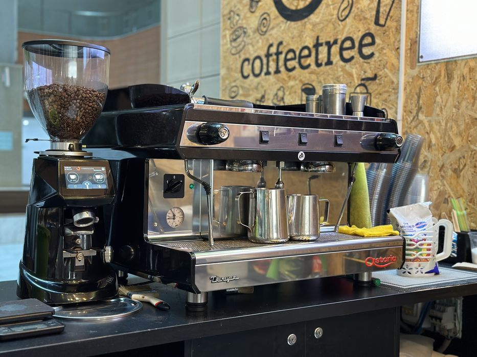 Кофемашина и кофемолка