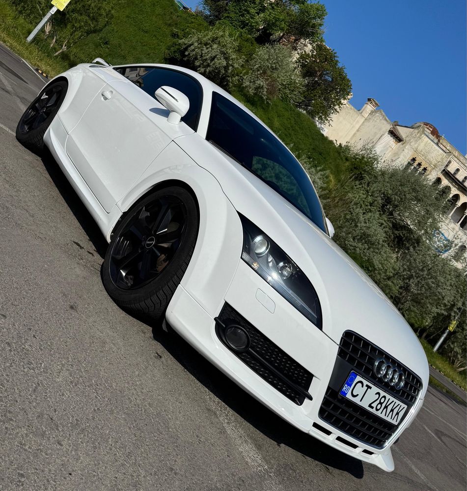 Audi TT 2.0 TFSI WHITE Edition