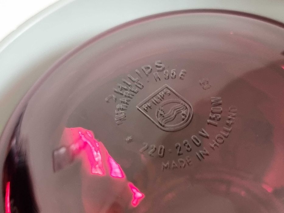 Lampa medicala cu infrarosu, bec Philips de 150W