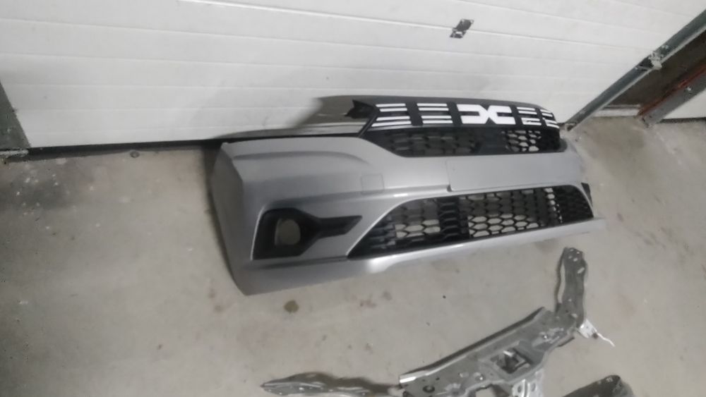 Bara fata, faruri , aripi, trager, ochelari faruri , volet Logan 3