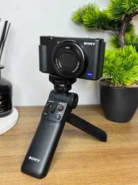 Camera Sony ZV-1 + Trepied Sony Cadou ( bluetooth )