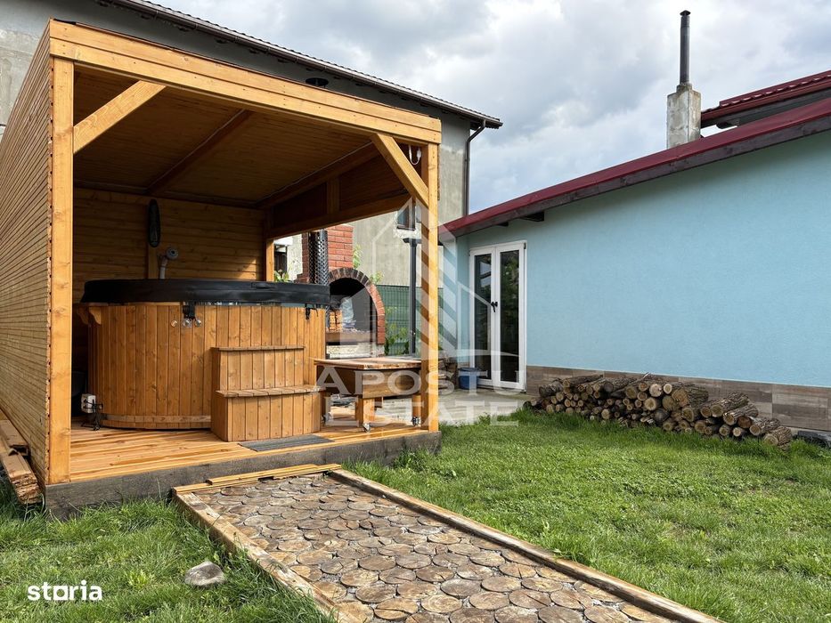 Casa cu sediu firma, atelier si apartament separat Mosnita Noua