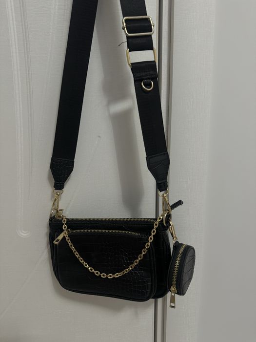 Черна чанта