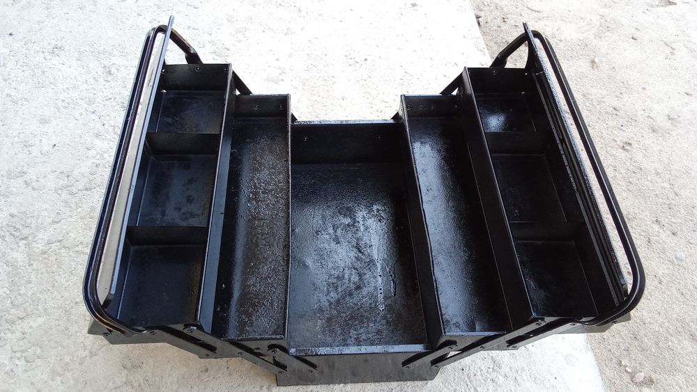 Ящик для инструмента металл