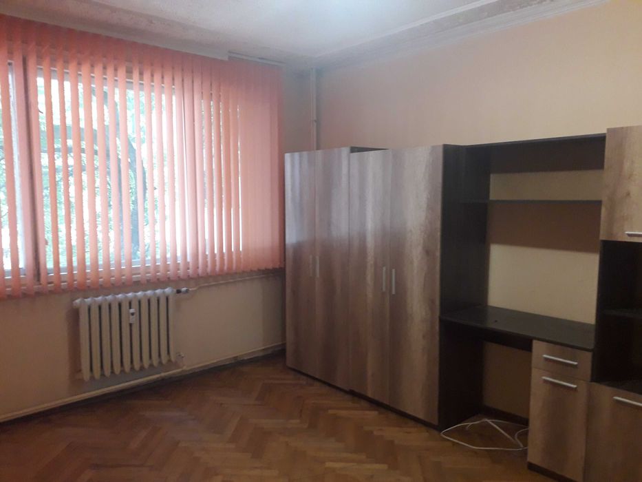 Двустаен Необзаведен Пощата 280лв.